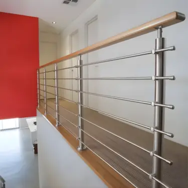 Baranda Industrial con Tubo